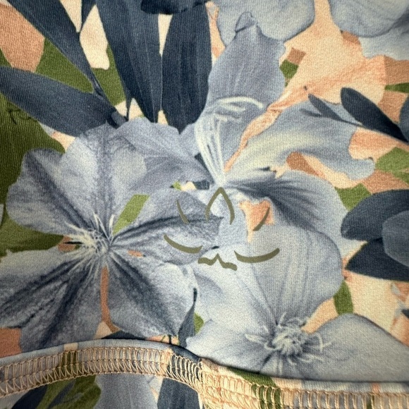 Beyond Yoga Floral Leggings Size Small NEW NWT - Picture 3 of 6